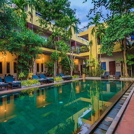 Indra Porak Residence Hotel Siem Reap Exterior foto