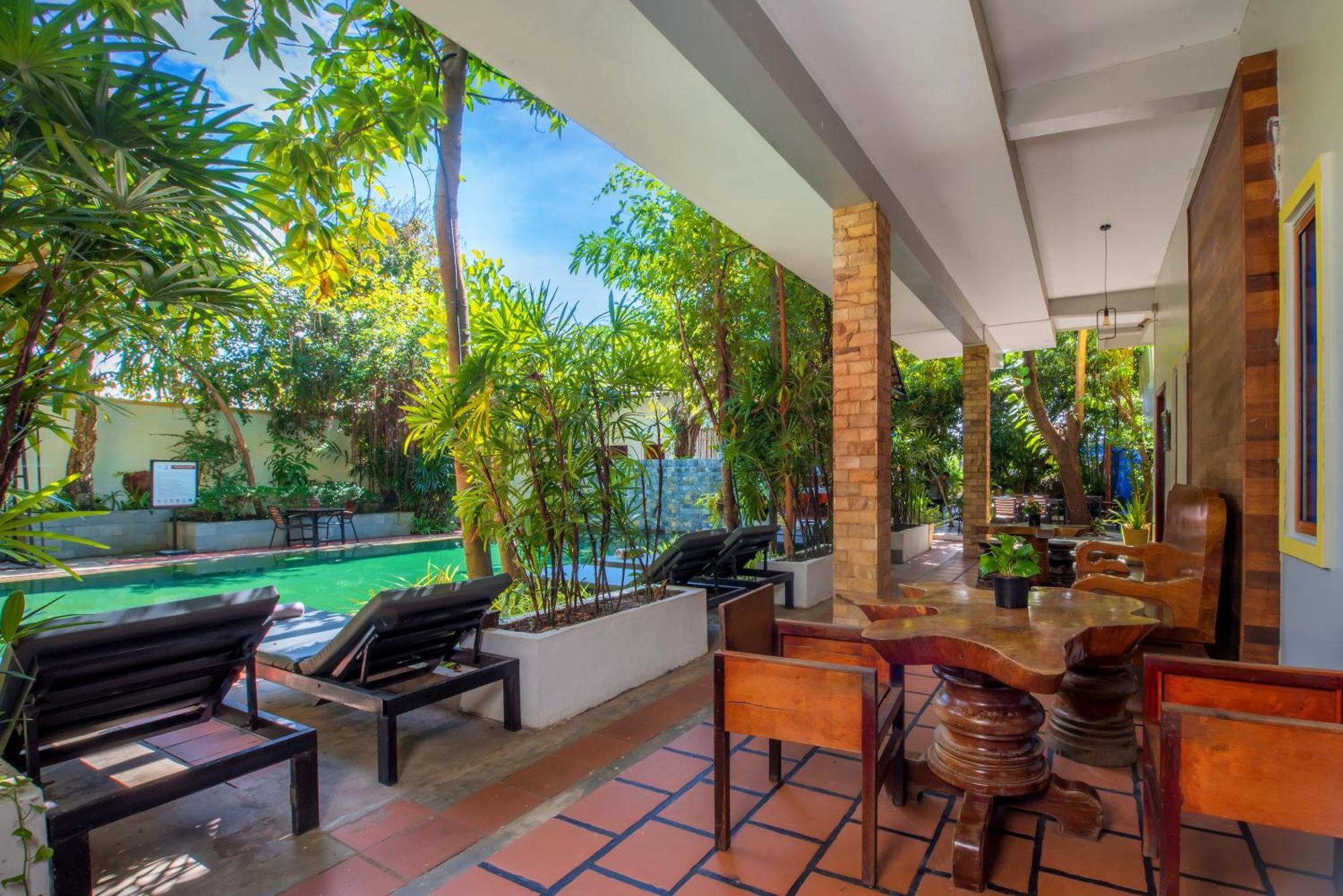 Indra Porak Residence Hotel Siem Reap Exterior foto